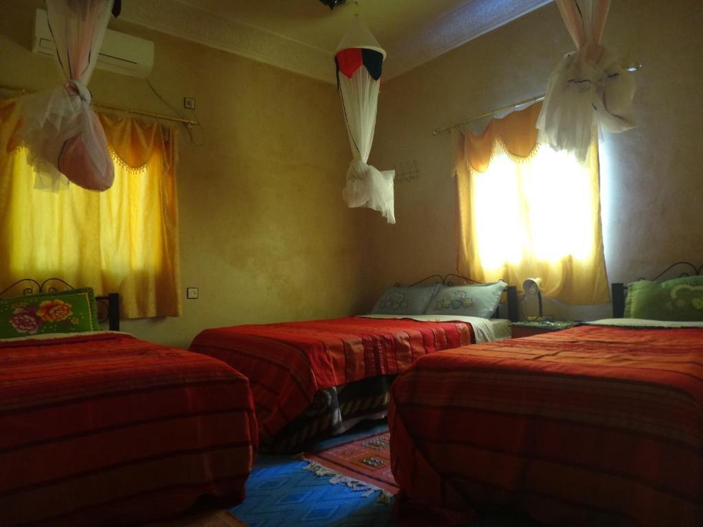 Maison D'Hotes Le Ciel Bleu Tinghir Habitación foto
